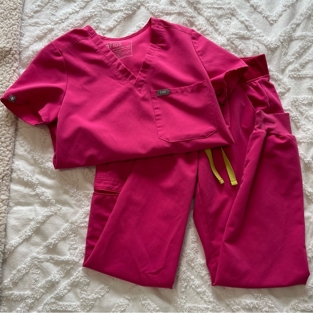 Figs Scrub Set Shocking pink